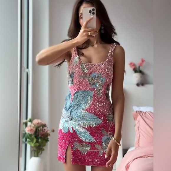 NWT LA FUORI Fleur Oasis Fully Embellished Mini Dress in Pink Ombre $890 - Small - Picture 9 of 17